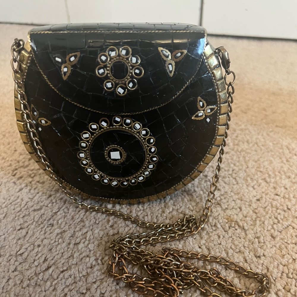 Antik Kraft Small Metal Mosaic Clutch/Crossbody - Black and Gold
